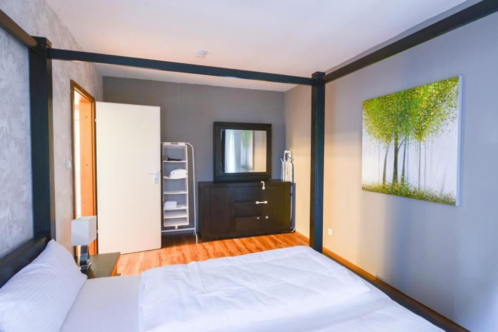 Comfortable 3 Room Apartment, Ideal For Messe Fair Hannover Eksteriør billede