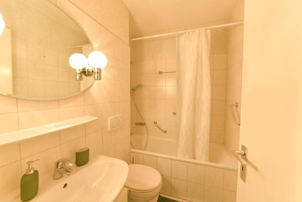Comfortable 3 Room Apartment, Ideal For Messe Fair Hannover Eksteriør billede