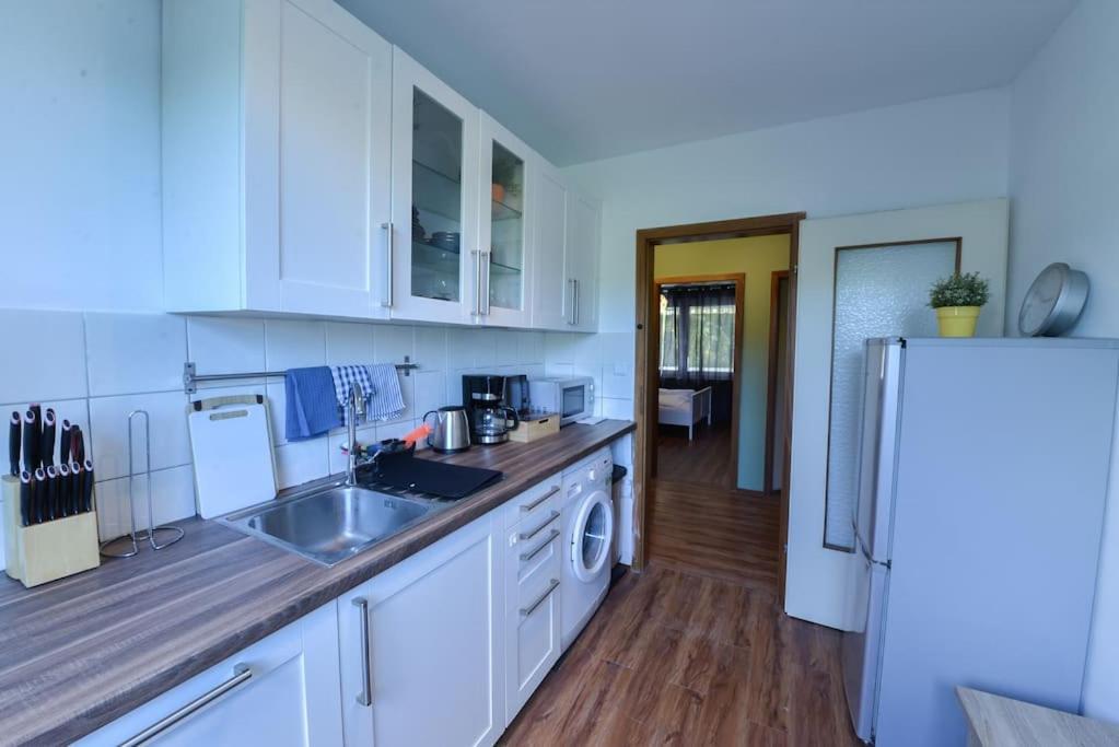 Comfortable 3 Room Apartment, Ideal For Messe Fair Hannover Eksteriør billede