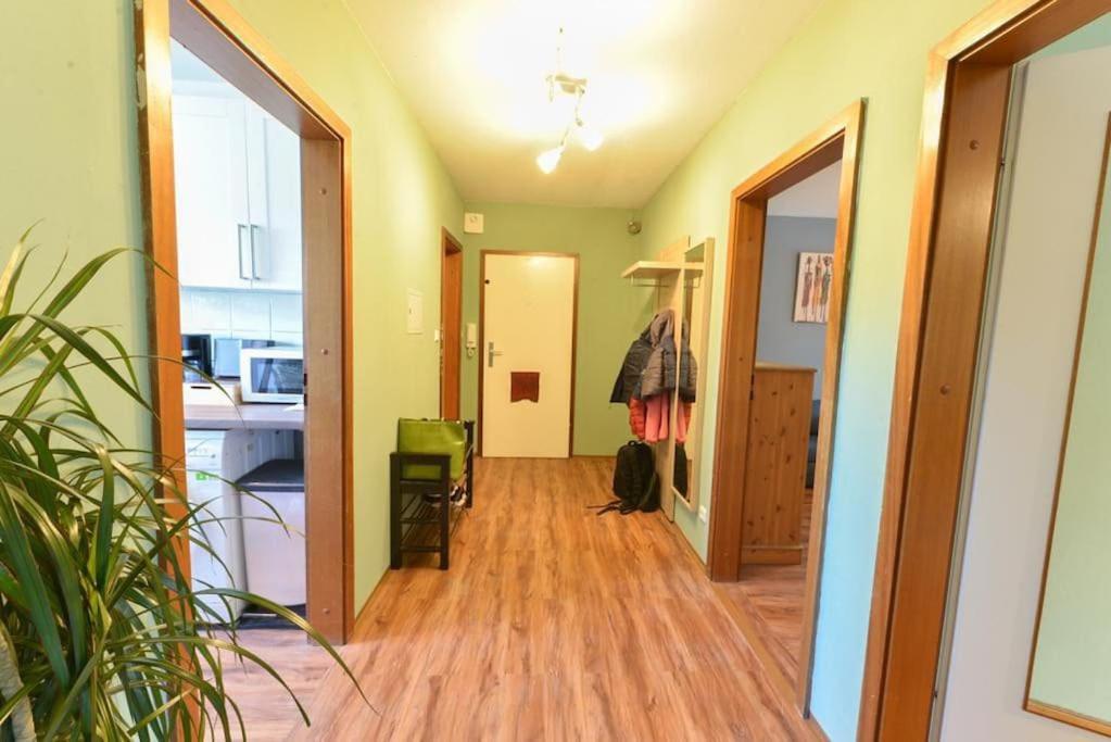 Comfortable 3 Room Apartment, Ideal For Messe Fair Hannover Eksteriør billede